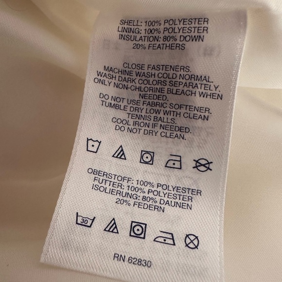 Lands' End Down Puffer Vest Size Medium Petite - Picture 13 of 14